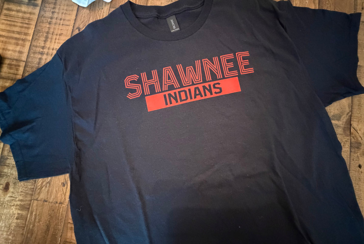 Shawnee Striped Font T-Shirt (L)