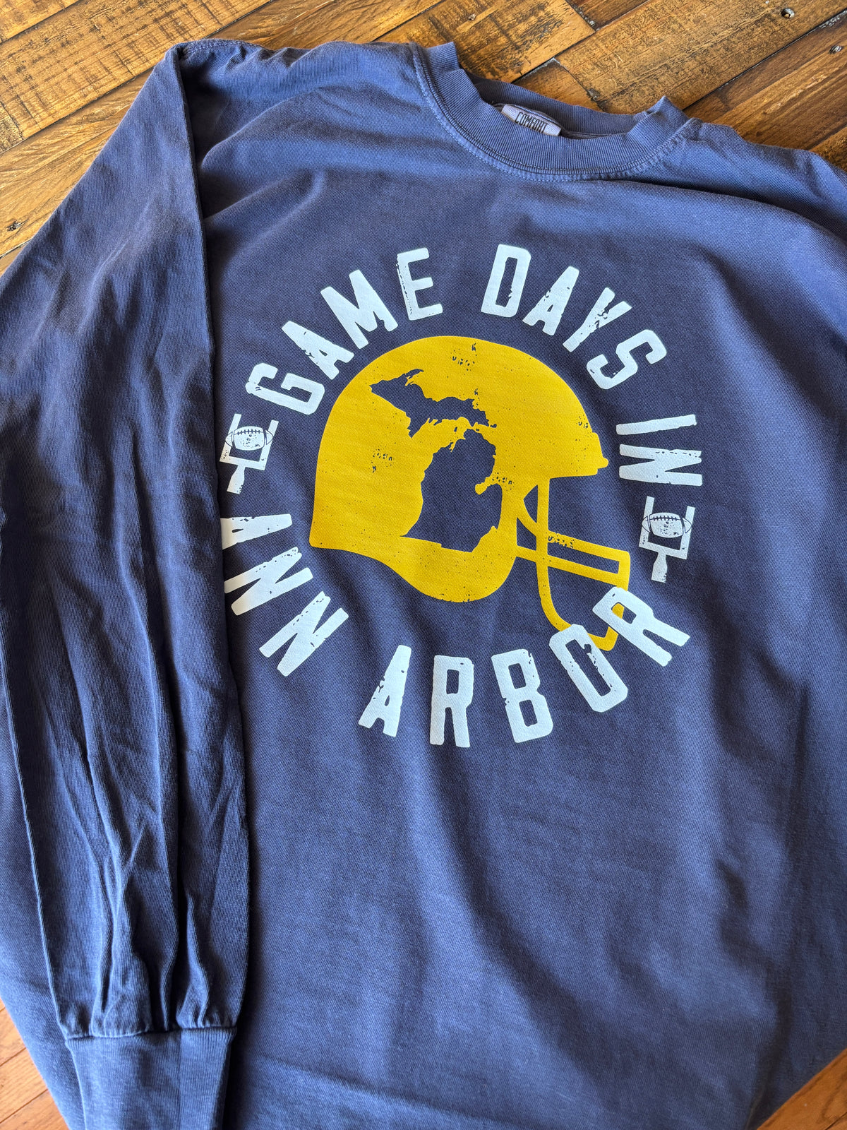 Michigan Ann Arbor Long Sleeve Shirt (L)