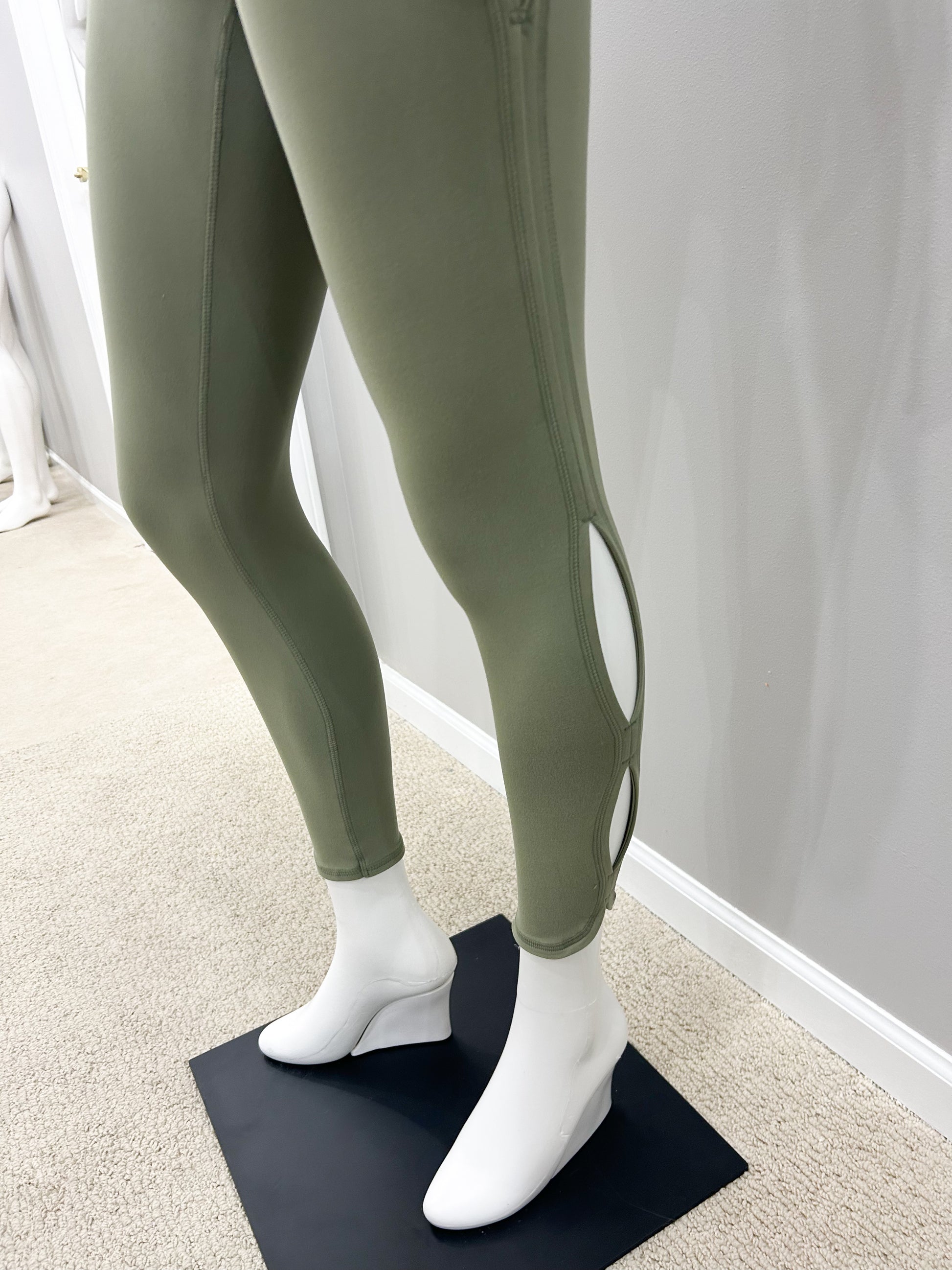 Butter High Rise Cropped Yoga Leggings